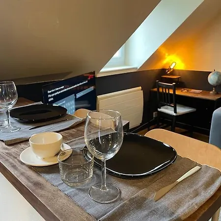 Gare - Sur Le Toit Du Donjon * Rouen