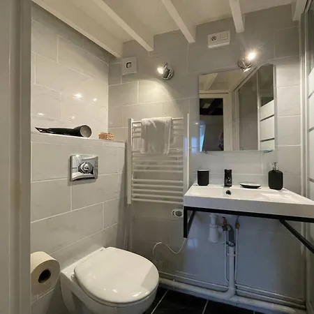Gare - Sur Le Toit Du Donjon *
